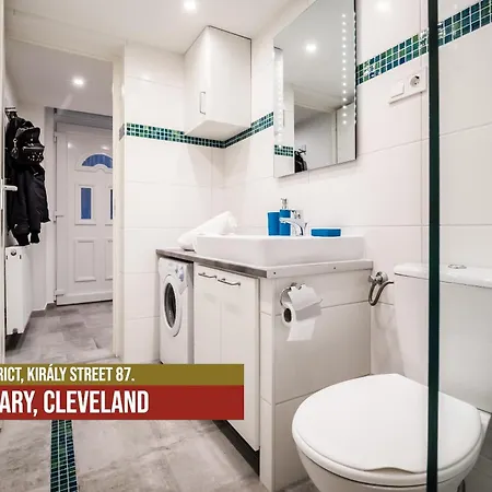 Little Americas Kiraly Street Apartment Budapest